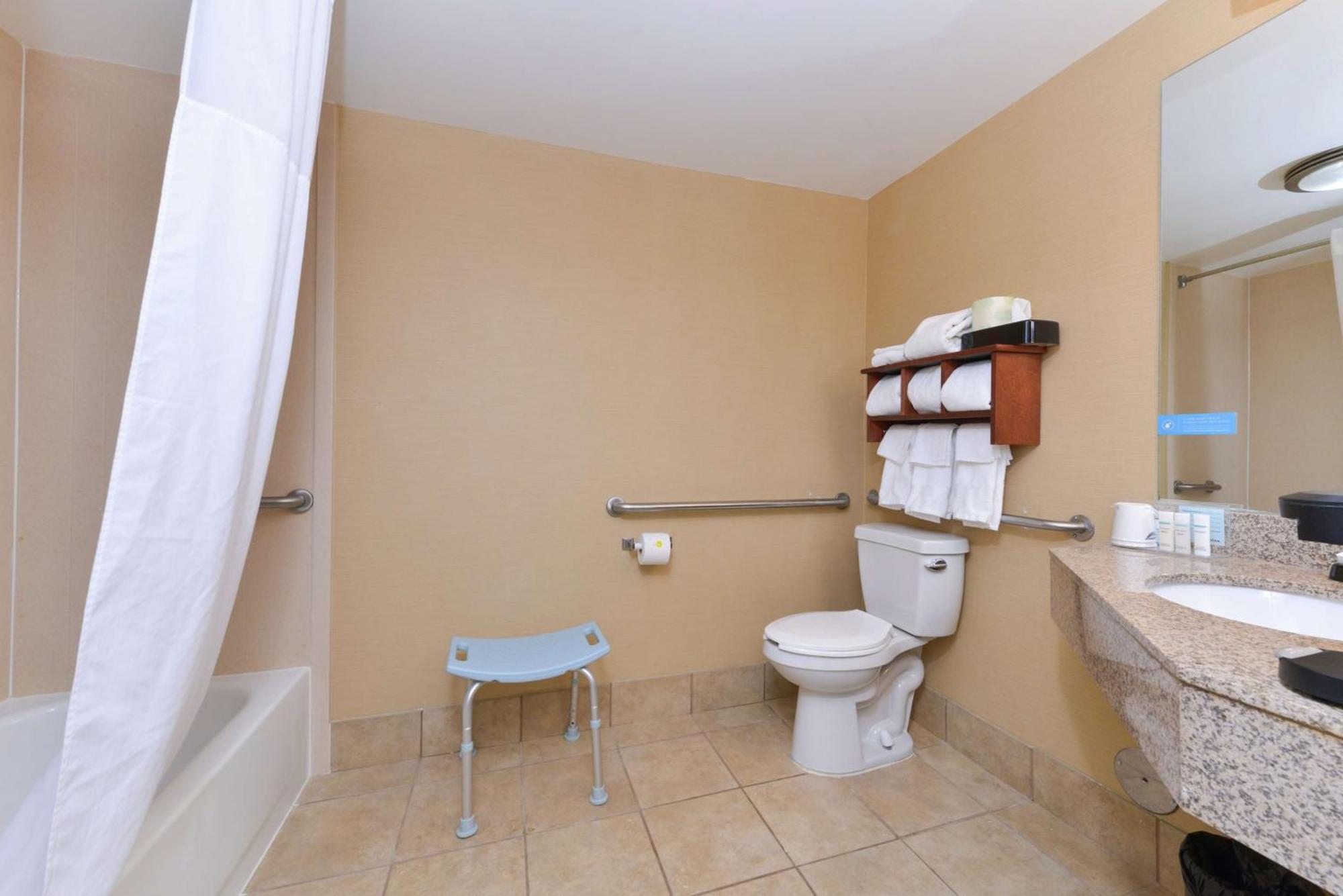Hampton Inn Columbus-East Pickerington Eksteriør billede